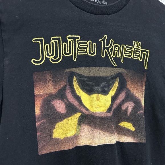 Jujutsu Kaisen Graphic Tee - Picture 2 of 8